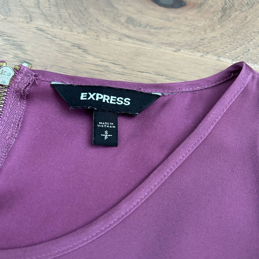 Express Blouse - Picture 4 of 4